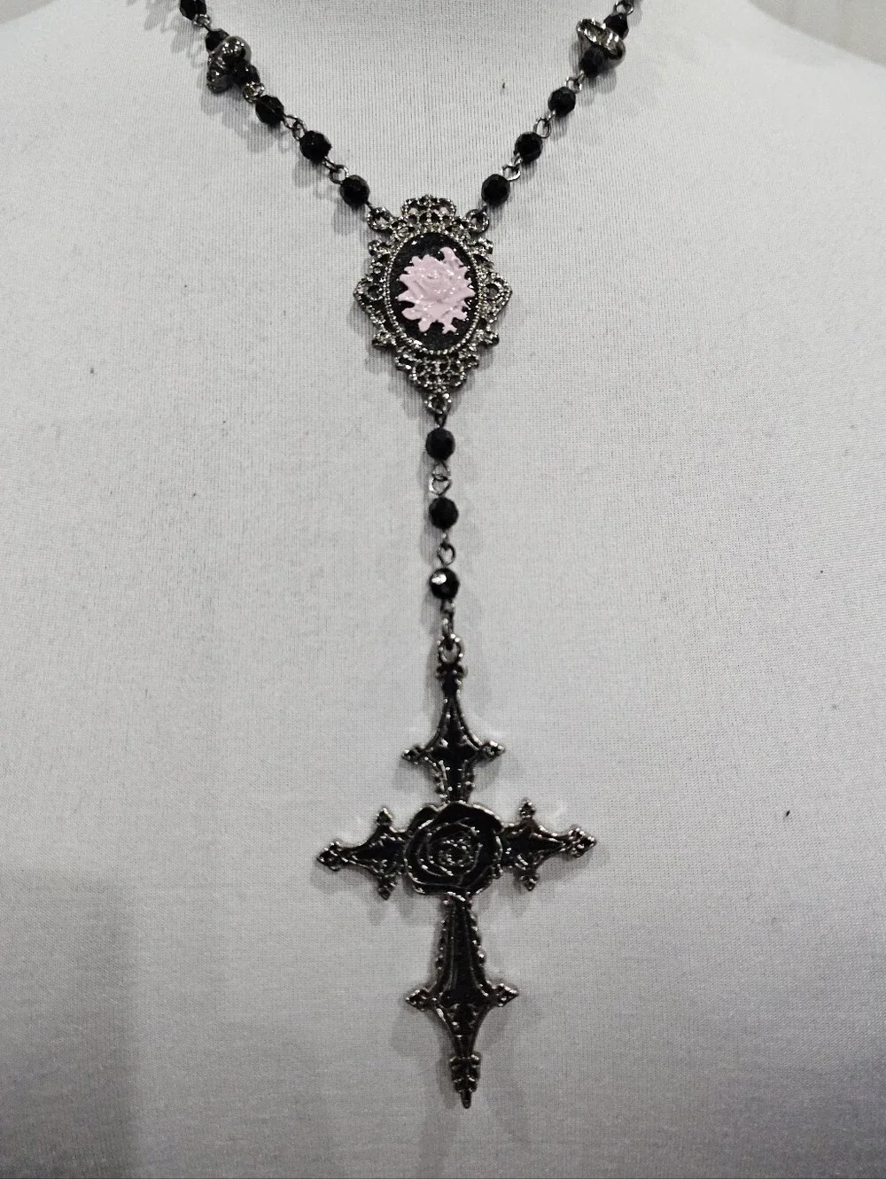 Dolls Kill Goth Widow Holy Mark Rosary Black Cross Rose Cameo Skull Necklace - Picture 2 of 7